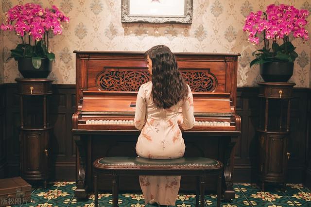 女生的八种女神气质，30个简单小习惯让你成为优雅女人