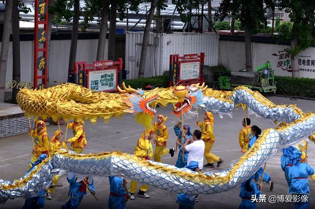 二龙戏珠，九街龙灯《二龙戏珠》（二龙戏珠是什么项目）
