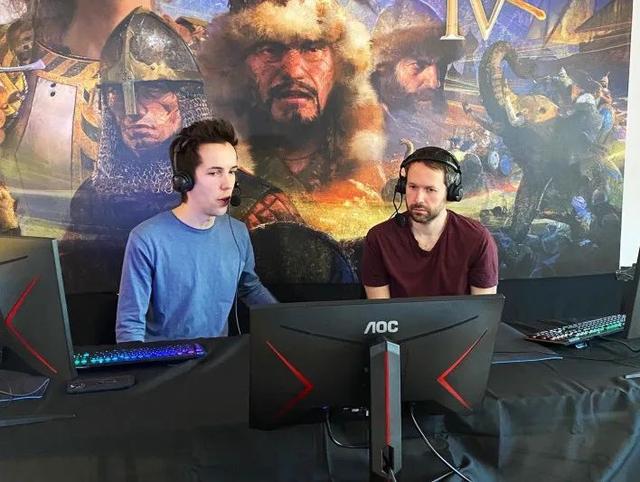 魔兽争霸Moon，魔兽争霸moon老婆（但War3历史最佳选手是Moon/Lyn）