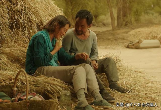 女生当演员的条件，哪种女孩适合进娱乐圈（这些没学过表演的农民）