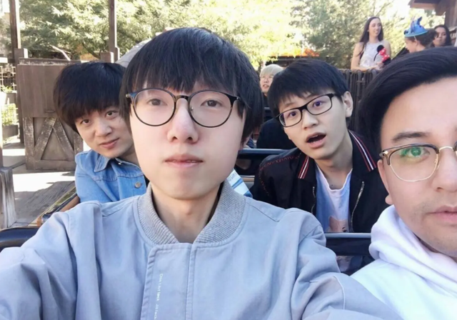 Mxlg和RNG合同开庭，锅老师每月直播不达标？RNG陷入两难
