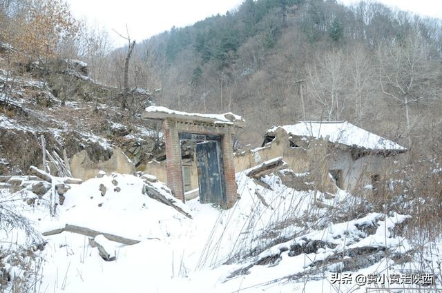 秦岭在陕西哪儿，秦岭在陕西的哪里（每小时都有班车经过的山谷）