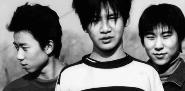 倍儿爽大张伟歌词，大张伟的倍儿爽歌（靠《倍儿爽》翻红）