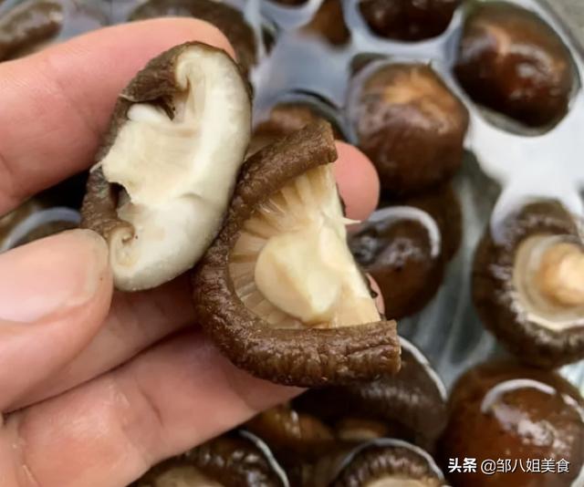 香菇可以泡一夜吗，干香菇泡了一天一夜还可以吃吗（干净还营养不流失）