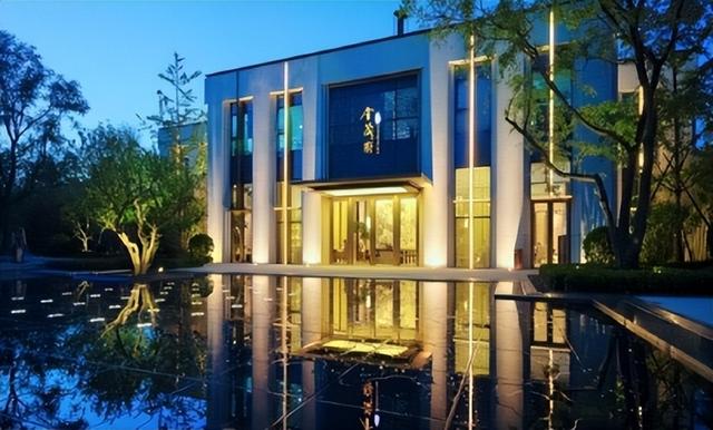 杨幂 绯闻女孩，她跟这些男明星都有过暧昧行为（\