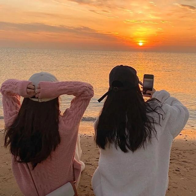 又酷又帅又霸气的闺蜜头像，帅气，超酷！五人闺蜜头像。微信（多人姐妹头像丨闺蜜头像）