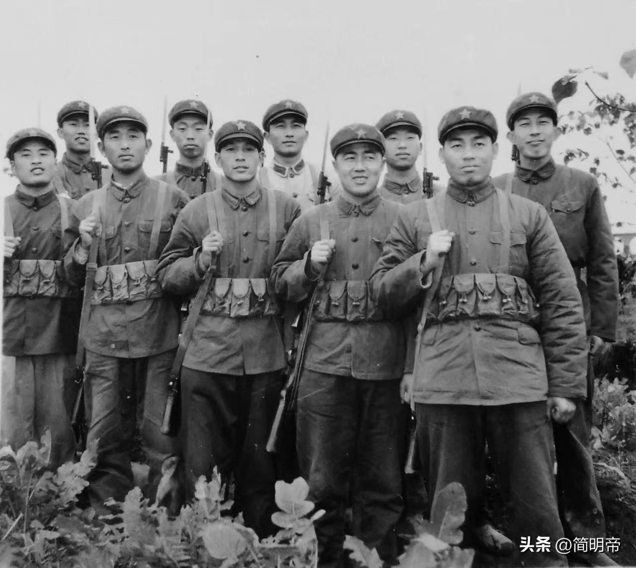 在飞空勤军人子女(我们曾是有军籍的民航义务工) - 深知网