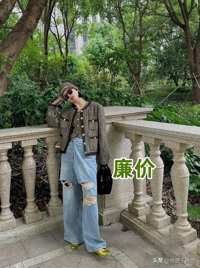 宽松直筒裤搭配什么上衣，宽松直筒裤搭配什么上衣好看（“小香风+直筒裤”）