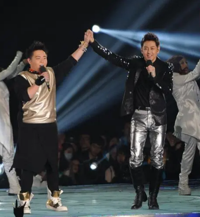 郝邵文资料，从红极一时到销声匿迹（郝邵文图片）