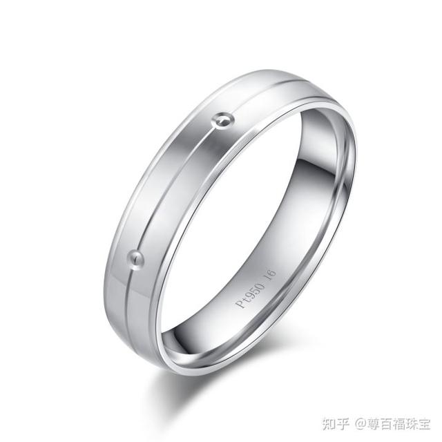 足铂和pt950的区别，铂金和pt950的区别（比黄金还珍贵的铂金）