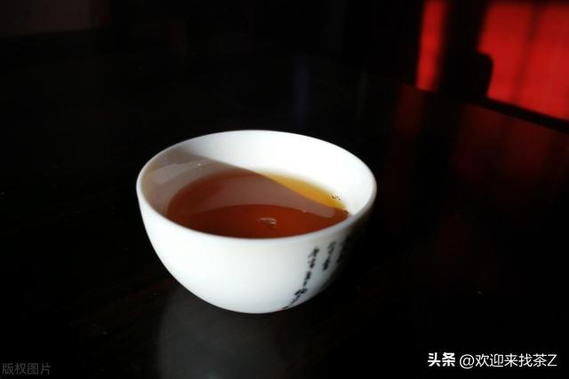 碱性最强的茶叶，什么茶碱性最大最好（茶是碱性还是酸性的）
