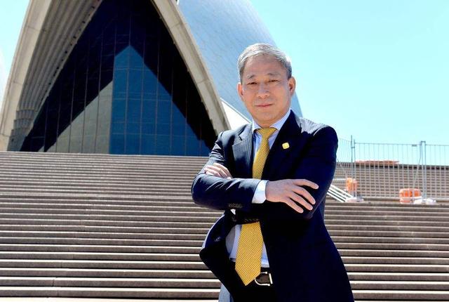 董事长、总裁、ceo哪个最大 董事长职位最大，董事长、总裁、ceo哪个最大（十大东山再起的顶级企业家）