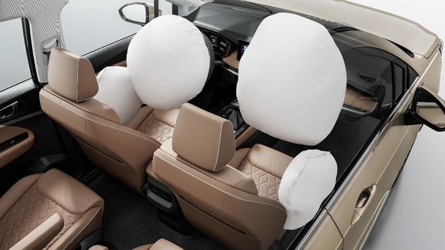 自动挡的五菱货车有吗，五菱皮卡车有自动挡的吗（银标五菱七座车更多信息曝光）