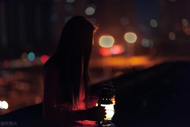 文字系列背景图：所有的结局都是新的开始，只是当时不知道·，后来背景图文字（失去分享的欲望便是一切关系散场的开始）