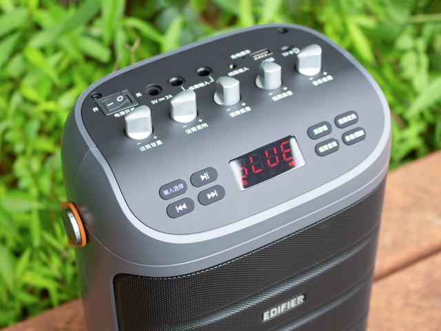 哪有美化声音的唱歌软件，去歌声的软件（用了一台户外露营的音箱）