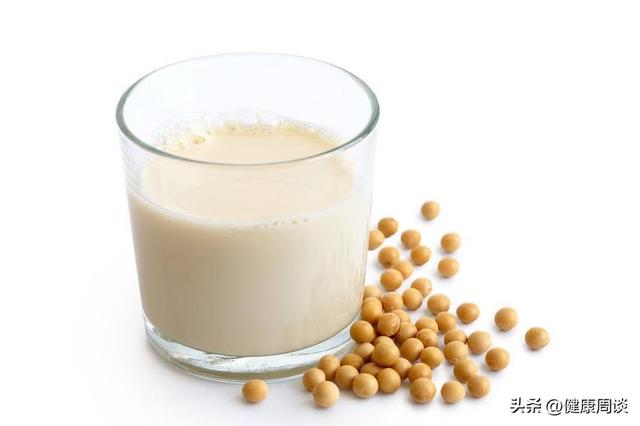 豆浆什么时候喝好，豆浆什么时候喝比较好（营养师：豆浆的健康喝法）