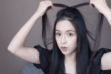 儿童发型图片 小女孩发型绑扎方法简单又可爱，儿童发型图片（几款绝美的新年公主编发）