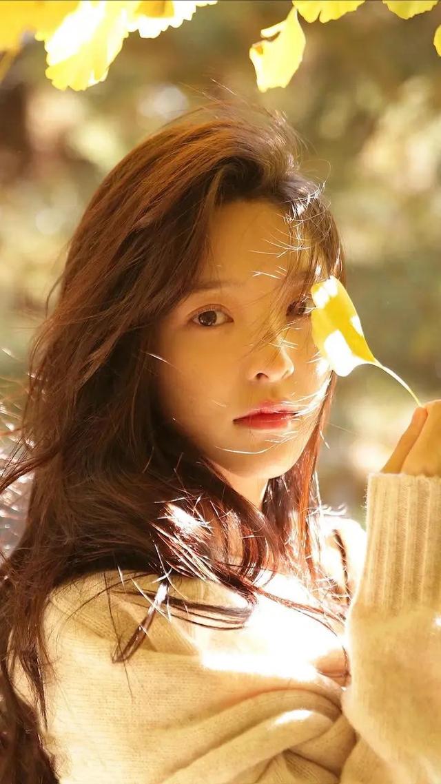 夏天适合什么发型，夏天适合烫什么发型（夏天最流行的5款发型）