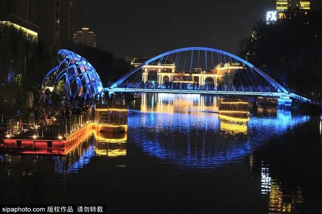 北京晚上哪里好玩，北京晚上通宵有啥好玩的地儿（去京城这4个地方花样夜游）
