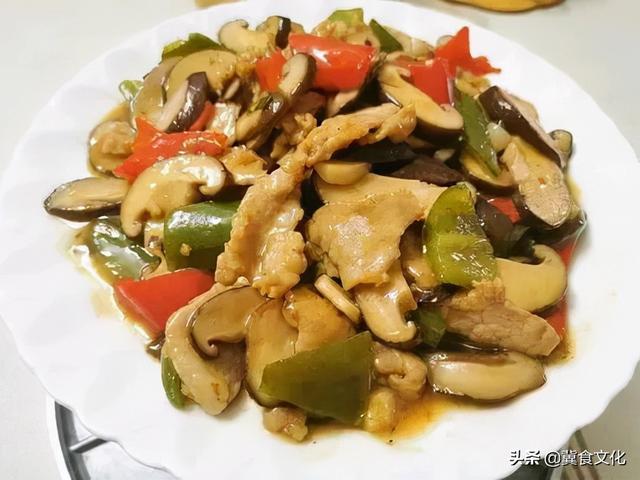 红烧鱿鱼卷做法，怎样烧鱿鱼卷（新手下厨必学的几道家常菜）