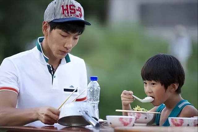 张亮个人资料，城固县张亮个人资料（33岁做两个孩子的爸爸）