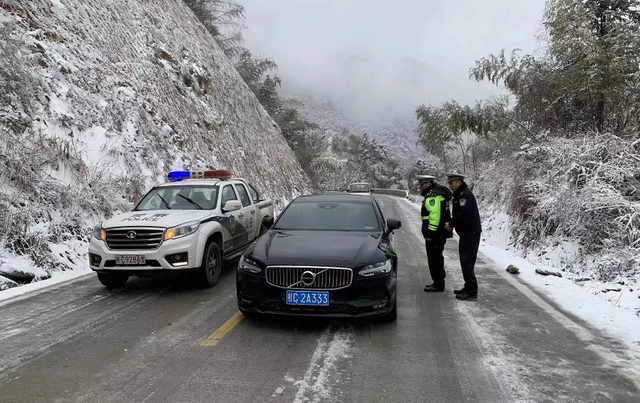 天气预报明天穿什么，明天建议穿什么衣服（但22日起又有一股冷空气）