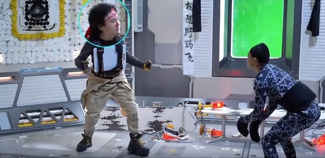 九部笑得肚子疼的电影，10部笑到肚子疼的电影（本以为看完会笑到肚子疼）