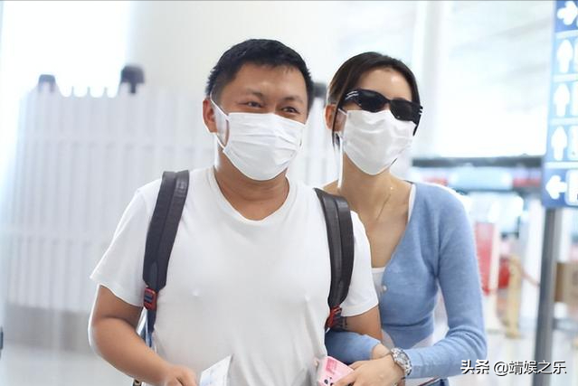 芈月传孙怡饰演的芈瑶，当众搂抱男经纪人关系亲密