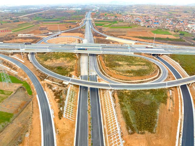 最新版河南省高速公路规划，从这张大图看看都在哪儿吧