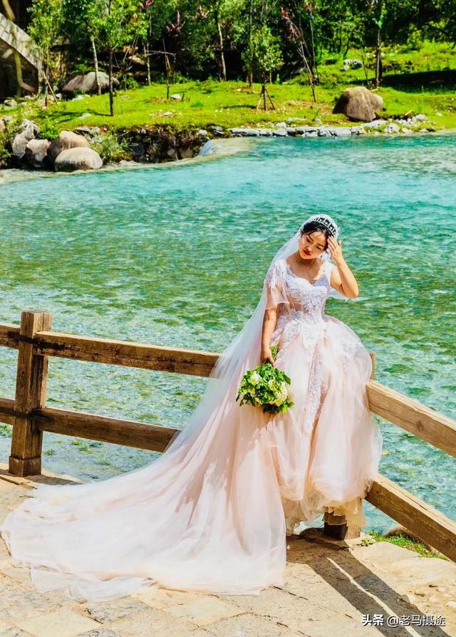 云南旅游景点蓝月谷，云南蓝月山谷（虽没苍山洱海名气大）