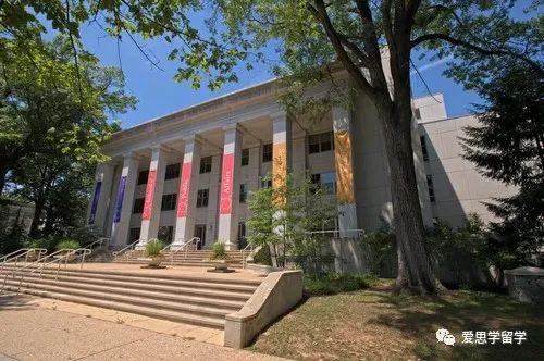 去美国读书要多少钱，美国留学一年多少万（2022年美国留学费用一览表）