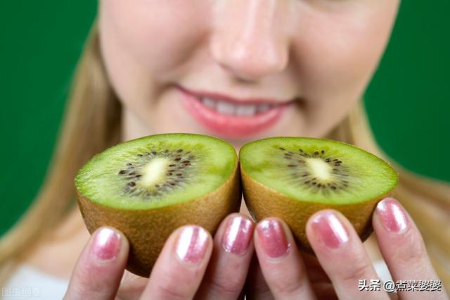 酸性水果有哪些，酸性水果和蔬菜有哪些（入秋别忘多吃2种酸果）