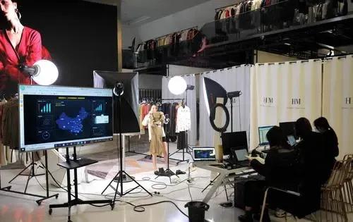 跨境电子商务就业前景，跨境电子商务专业就业前景怎么样（大专最吃香的专业）