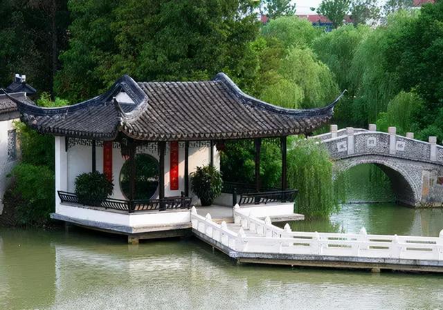 何日归家洗客袍，回家的诗句古诗（十首最为回味的古诗词）