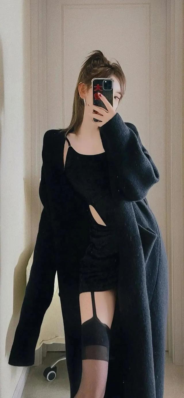 碎花裙女生头像，部位穿小裙子的女生头微信（每日壁纸，小裙子）