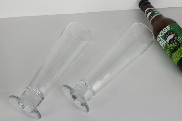 【酒杯分类】酒杯分类和使用介绍，酒杯分类名称及用途（11种不同款式啤酒杯及其适合的啤酒种类介绍）