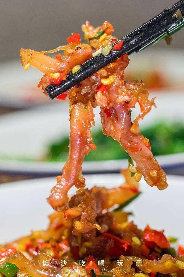 卤豆腐要怎么做，卤豆腐要怎么做菜（湖南卤味之爆款单品）