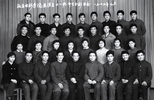 演员刘佳吧，演员刘佳吧百度贴吧（刘佳：演《黑三角》成名）