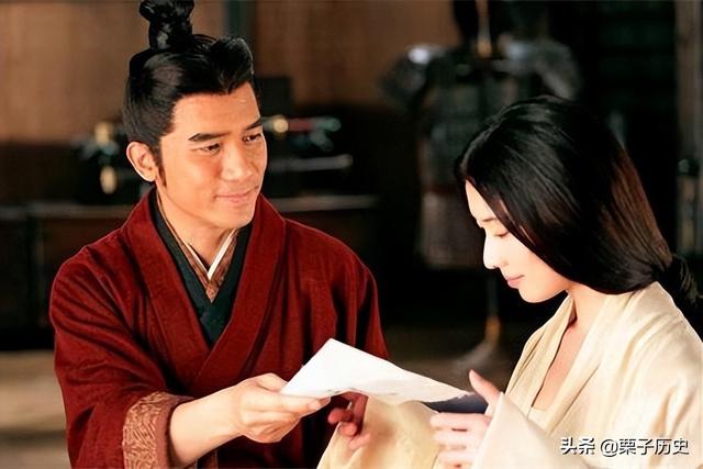 周瑜30几岁去世，美娇妻小乔跟了谁？