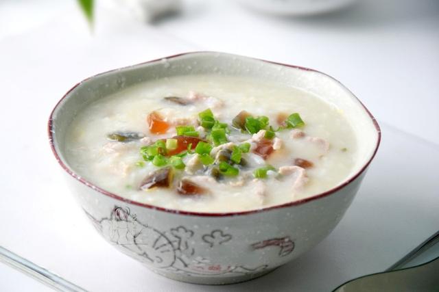 癞蛤蟆是蟾蜍吗，蟾蜍和癞蛤蟆的区别（癞蛤蟆到底有什么用）