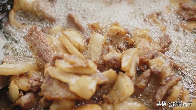 脆哨（脆哨怎么吃），到底哪里的猪油渣最好吃（问一下脆哨怎么做）