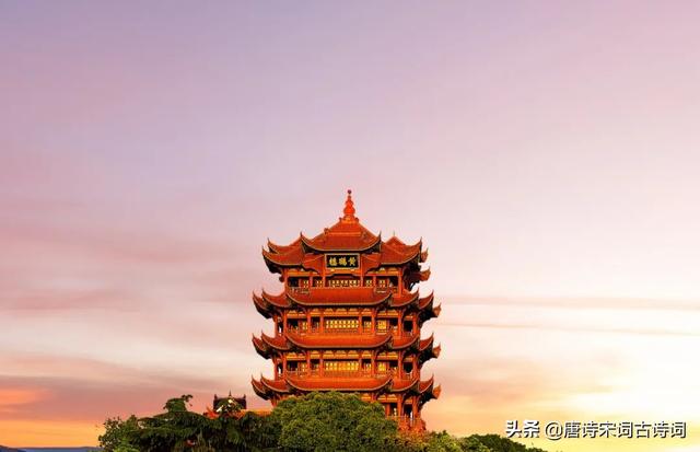 故人已乘黄鹤去，故人已乘黄鹤去下一句是什么（毛泽东《菩萨蛮·黄鹤楼》赏析）