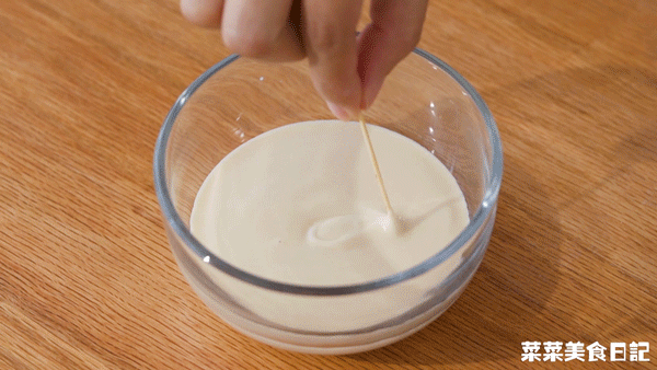 奶绿的做法和配方，椰香奶绿做法（随手一拌就搞定）