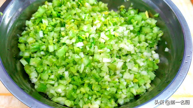 饺子配什么菜好，吃饺子配什么凉菜热菜（3种吉祥馅端上桌）