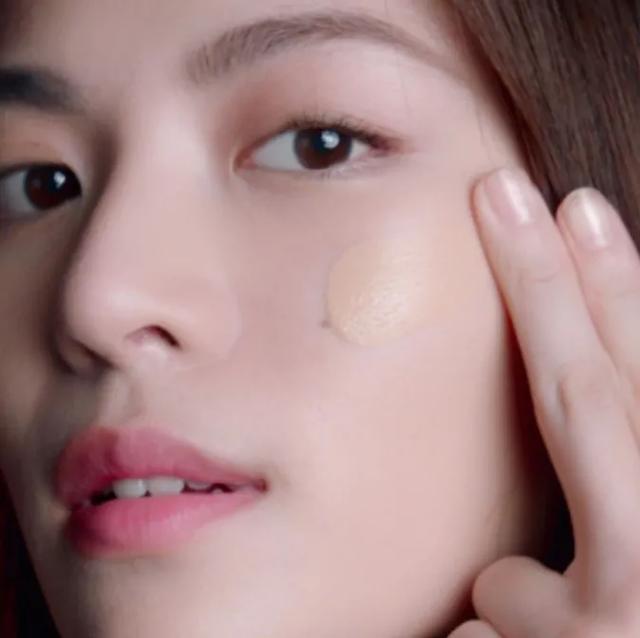 阿玛尼权利粉底液,阿玛尼权利粉底液色号(蓝标大师\u0026红标权力粉底液) 阿玛尼权利粉底液,阿玛尼权利粉底液色号(蓝标大师\u0026红标权力粉底液)