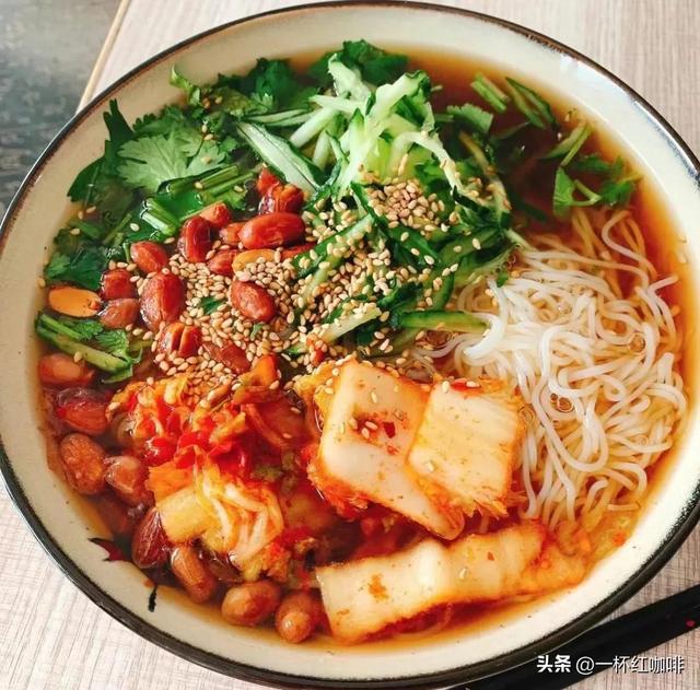 必吃的30种食物这些食物非常好吃，中国最受欢迎的十种小吃