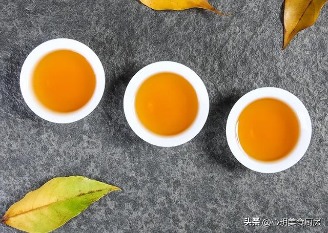 买茶叶时应该注意哪些事情，去茶叶市场买茶叶需要注意什么（选购茶叶的注意事项有哪些）