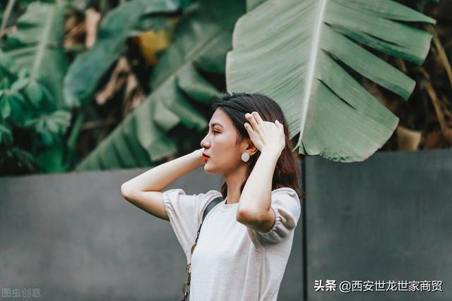 形容女子美貌的诗句，形容女子美貌气质的诗句古词（女神节那天读给你身边的女神吧）