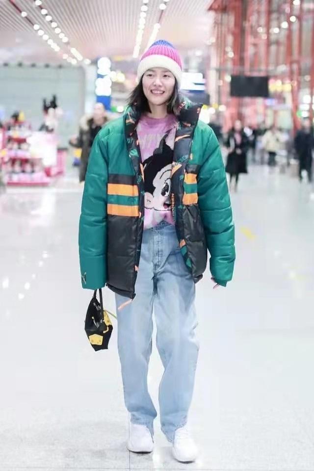 面包服怎么搭配，面包服怎么搭配好看女（超模过冬也像普通人）