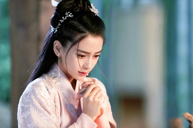 真人二次元/萝莉/同一个人/适合组头/高清  拿图点赞眼瞎别拿。，微信头像，真人二次元/萝莉/同一个人/适合组头/高清  拿图点赞眼瞎别拿。（这13位女星的反串）